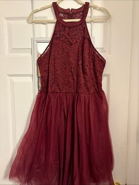 Lace Halter Burgundy Tulle Prom Dress Fits XL Pit to Pit 23 inches